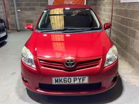 Usado Toyota Auris 2010 Vermelho Citadino