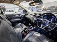 Used Nissan Qashqai Tekna 130 HP (95 kW) 2017 Blue SUV