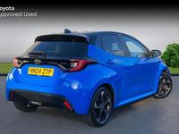Used Toyota Yaris Hybrid Edition 131 HP (96 kW) 2024 Neptune blue bitone Hatchback