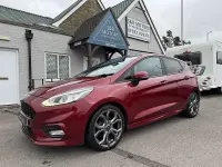 Used Ford Fiesta ST-Line 100 HP (73 kW) 2019 Red Hatchback