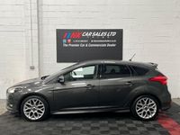 Used Ford Focus ST-Line 120 HP (88 kW) 2017 Grey Hatchback