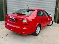 Używany Skoda Octavia 2012 Czerwony Hatchback
