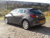 Used Vauxhall Astra Elite 130 HP (95 kW) 2014 Grey Hatchback
