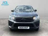 Used Toyota HiLux Active 150 HP (110 kW) 2018 Black Pickup