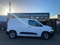 Used Citroën Berlingo 75 HP (55 kW) 2021 White MPV