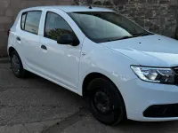 Used Dacia Sandero Essentiel 90 HP (66 kW) 2018 White Hatchback