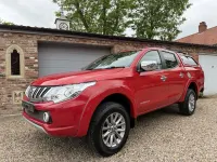 Used Mitsubishi L200 178 HP (130 kW) 2015 Red Pickup