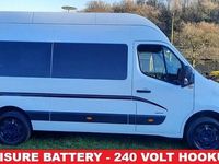 Used Vauxhall Movano 125 HP (91 kW) 2014 White MPV