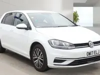 Used VW Golf VII SE 115 HP (84 kW) 2017 White Hatchback