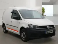 Usado VW Caddy Startline 102 HP (75 kW) 2019 Branco Monovolume