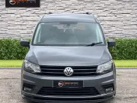 Usado VW Caddy Maxi Life 101 HP (74 kW) 2016 Cinzento Monovolume