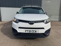 Usado Toyota Proace Active 120 HP (88 kW) 2021 Branco Monovolume