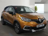 Used Renault Captur Dynamique 90 HP (66 kW) 2017 Orange SUV