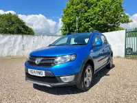 Usado Dacia Sandero Ambiance 90 HP (66 kW) 2014 Azul Citadino