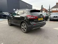 Used Nissan Qashqai N-Connecta 115 HP (84 kW) 2018 Black SUV