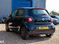 Used Smart ForFour Premium 90 HP (66 kW) 2018 Black Hatchback