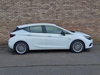 Used Vauxhall Astra Elite 2021 White Hatchback