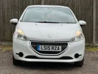 Used Peugeot 208 Access 68 HP (50 kW) 2015 White Hatchback