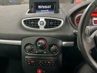 Used Renault Clio II Dynamique 2011 Grey Hatchback