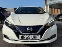 Used Nissan Leaf N-Connecta 110 kW (150 HP) 2019 Arctic white Hatchback
