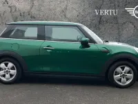 Used Mini Cooper Classic 136 HP (100 kW) 2022 Green Hatchback