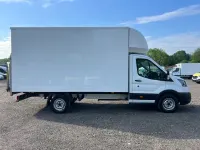 Second-hand Ford Transit 130 CP (95 kW) 2023 Alb Cabrio