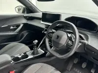 Used Peugeot 2008 Allure 100 HP (73 kW) 2025 Grey SUV