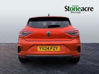 Used Renault Clio V Techno 140 HP (102 kW) 2024 Orange Hatchback