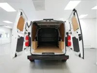 Used Vauxhall Vivaro Edition 100 HP (73 kW) 2023 White MPV