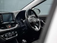 Used Hyundai i30 SE 2020 White Hatchback