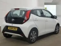 Used Toyota Aygo X-play 2018 White Hatchback