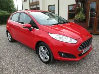Used Ford Fiesta Zetec 82 HP (60 kW) 2014 Red Hatchback