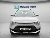 Gebraucht Kia Niro 141 PS (103 kW) 2023 Grau SUV