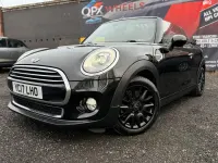 Begagnad Mini Cooper Cabriolet 2017 Svart Cab