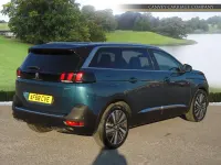 Used Peugeot 5008 Premium 130 HP (95 kW) 2018 Green SUV