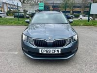 Used Skoda Octavia SE Drive 150 HP (110 kW) 2019 Grey Estate