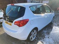 Used Vauxhall Meriva 2014 White MPV