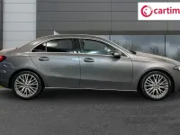 Gebraucht Mercedes A200 Executive 163 PS (119 kW) 2022 Grau Limousine