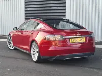Used Tesla Model S 339 kW (462 HP) 2015 Red Hatchback