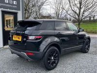 Used Land Rover Range Rover evoque SE 2017 Black Estate