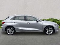 Używany Audi A3 Sport 147 KM (108 kW) 2023 Srebrny Sedan/Limuzyna