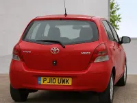 Used Toyota Yaris 87 HP (63 kW) 2010 Red Hatchback