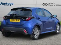 Used Toyota Yaris 113 HP (83 kW) 2025 Blue Hatchback