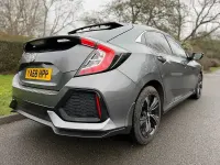 Käytetty Honda Civic EX 126 HP (92 kW) 2018 Harmaa Viistoperä