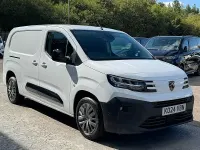 Used Peugeot Partner 100 HP (73 kW) 2024 White MPV