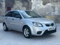 Used Kia Rio 2010 Silver Hatchback