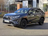 Usado Toyota RAV4 218 HP (160 kW) 2023 Cinzento SUV