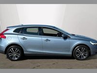 Used Volvo V40 Momentum 118 HP (86 kW) 2019 Blue Hatchback