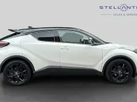 Used Toyota C-HR 120 HP (88 kW) 2018 White SUV