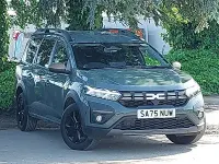 Used Dacia Jogger Extreme 109 HP (80 kW) 2025 Green MPV
